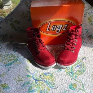 Red Lugz lace up boots 7.5 NBW